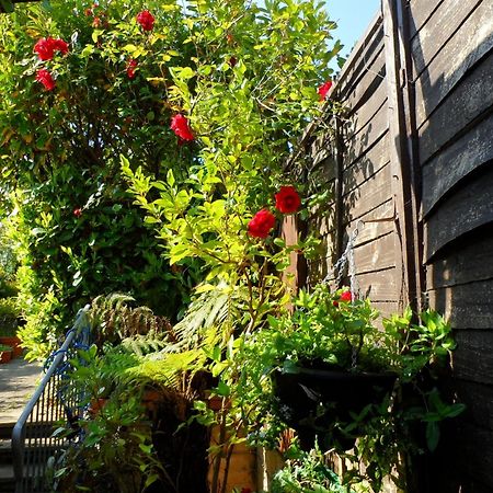 Galway Guest House Уеймут Екстериор снимка