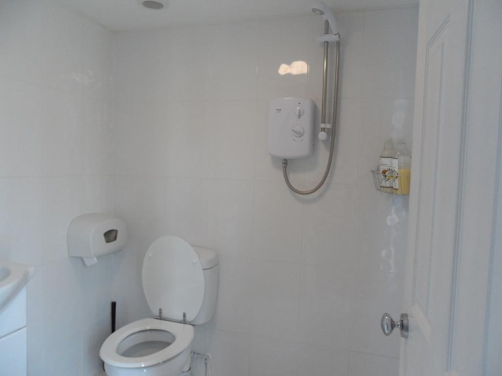 Galway Guest House Уеймут Екстериор снимка