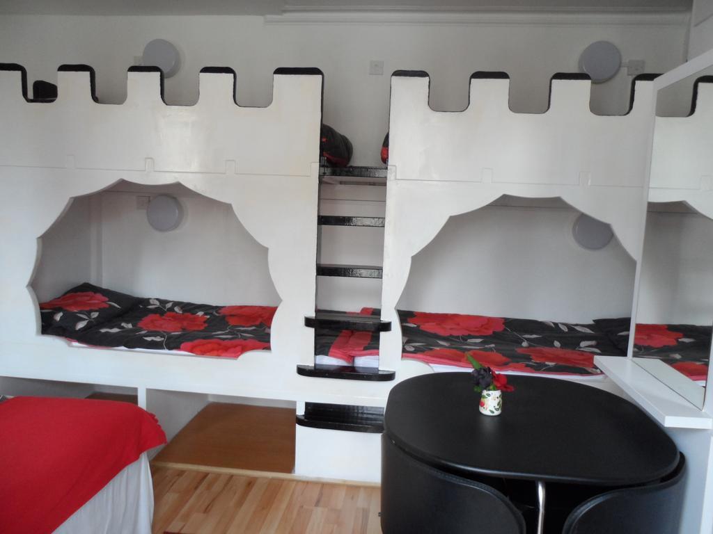 Galway Guest House Уеймут Екстериор снимка