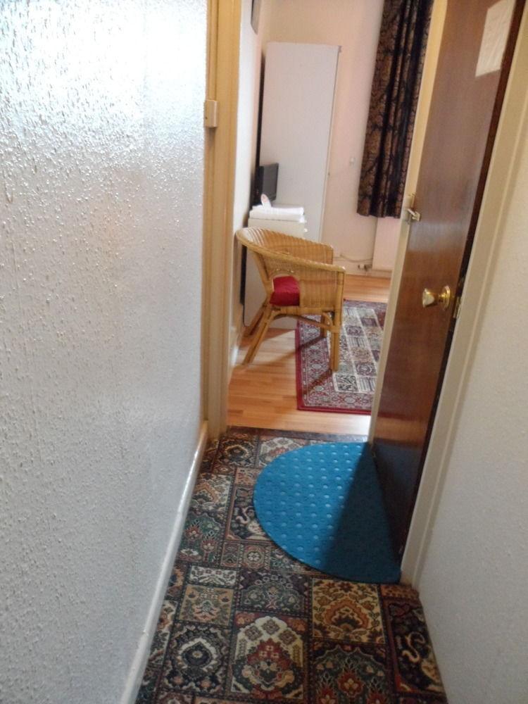 Galway Guest House Уеймут Екстериор снимка
