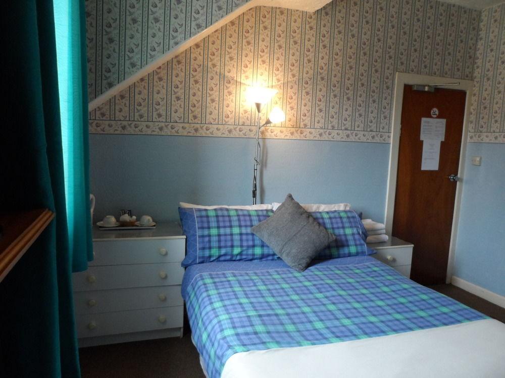 Galway Guest House Уеймут Екстериор снимка