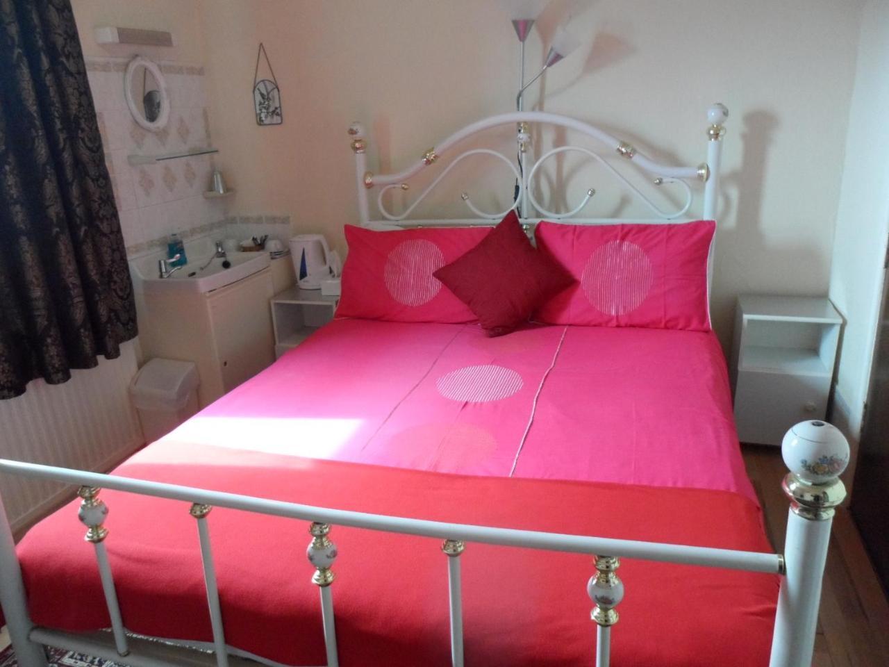 Galway Guest House Уеймут Екстериор снимка